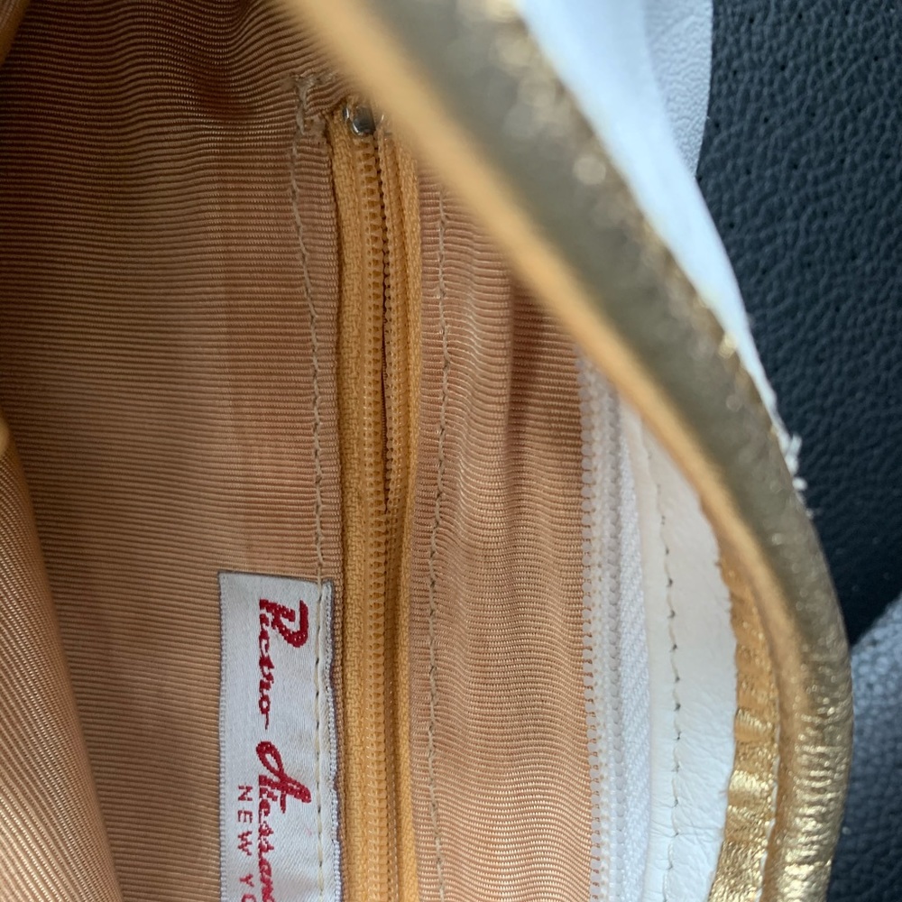 Handbag - Picture 2 of 2